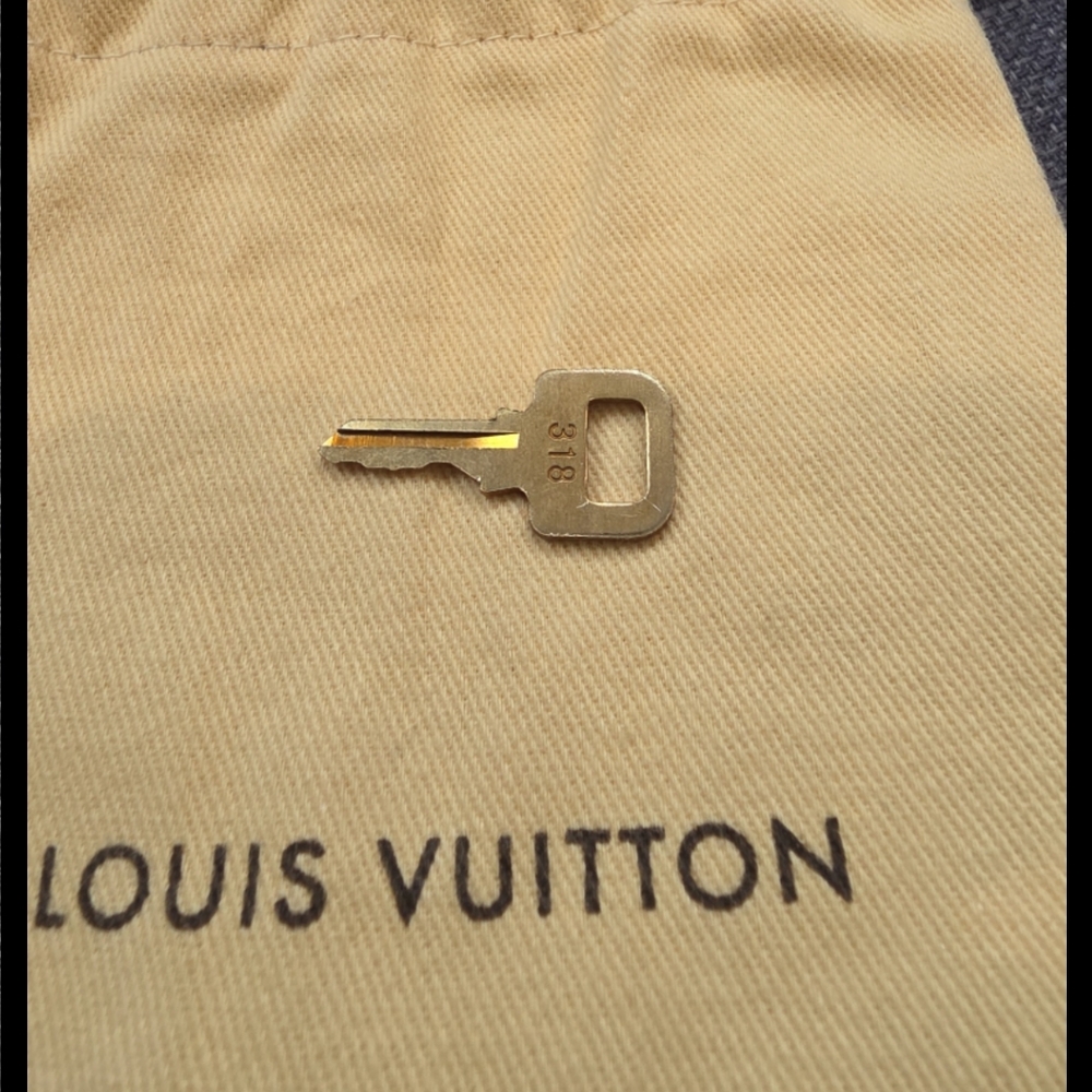 Louis Vuitton Padlock Key! 318